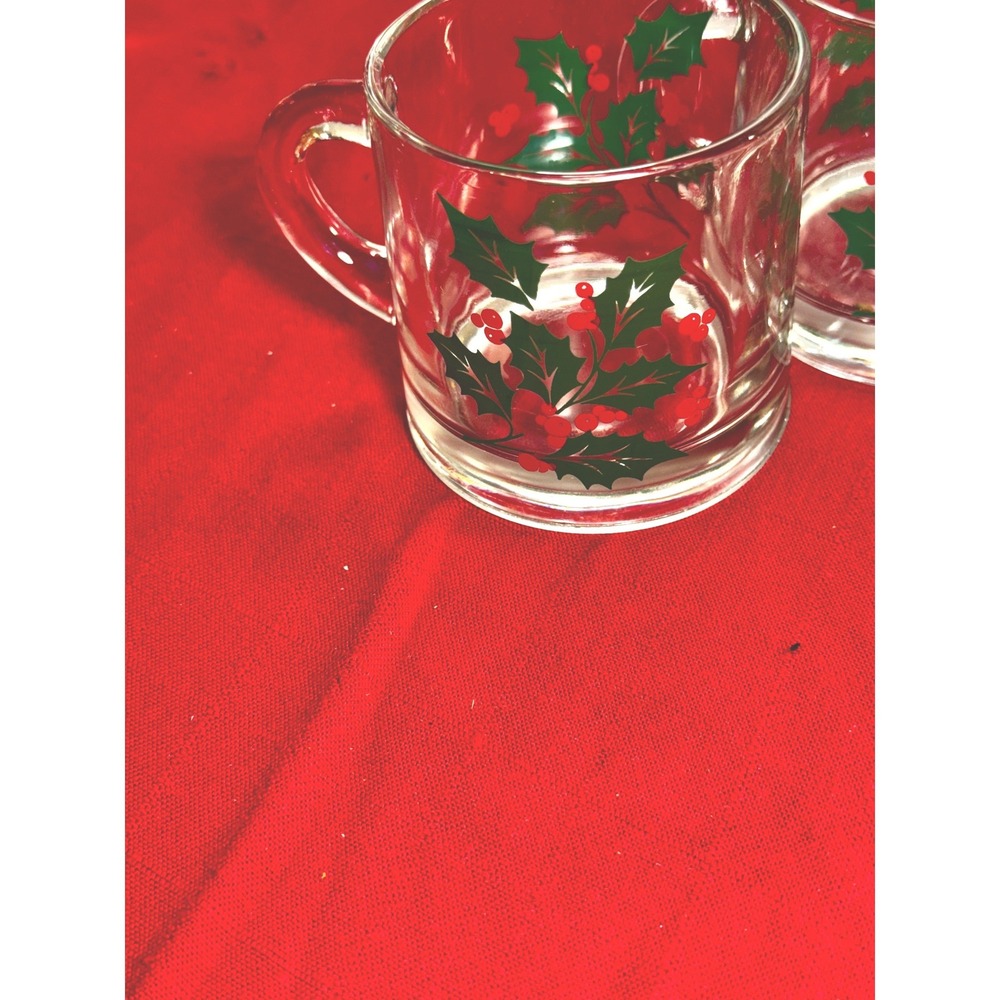 Vintage Indiana Glass Holly and Berries Eggnog Bowl and 6 Cups Christmas Set - Picture 3 of 3